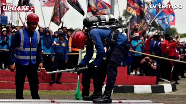 Ramai-ramai Menjadi Petugas Damkar Jakarta