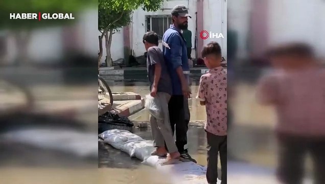 İsrail'in Han Yunus saldırısında kanalizasyon patladı, Nasser Hastanesi sular altında kaldı