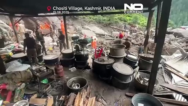 Ponad 200 osób nie żyje po ulewnych deszczach i powodziach w Indiach i Pakistanie