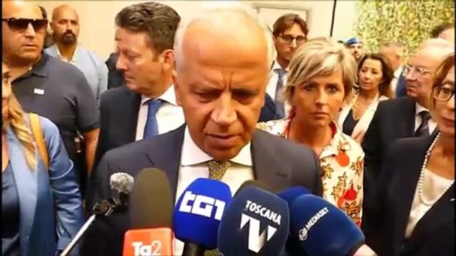 Il ministro dell'Interno Piantedosi a Prato