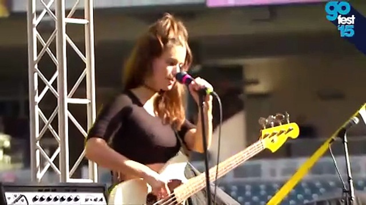 Meg Myers - Desire live - go Fest 15