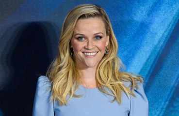 Reese Witherspoon raconte l'époque difficile où elle était jeune maman : "J'étais dans un état de fatigue délirant"