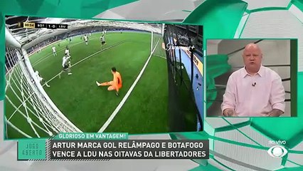 Cicinho exalta Botafogo contra LDU, mas alerta para problemas na volta em Quito