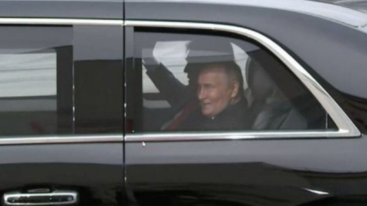 Putin rides in ‘The Beast’ with Trump ahead of high-stakes Alaska talks