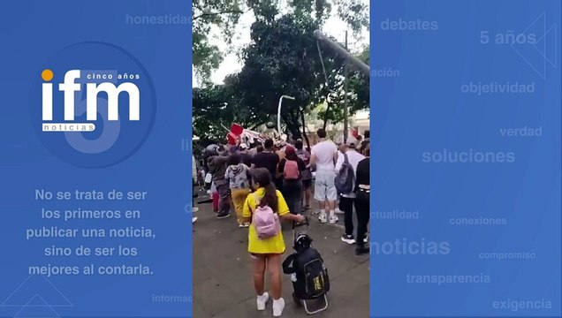 Cae avioneta en zona residencial de Medellín