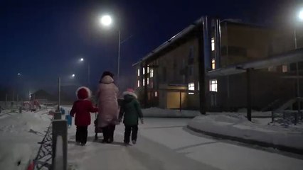 Unbelievable Survival: A Family’s Life at Siberia’s -64°C Village!