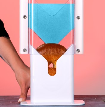 old-school vs modern... which gadgets are better? #gadget #fyp #vintage #oldschool #testing #viral #modern