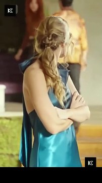 Good With Her Hands Full Hd