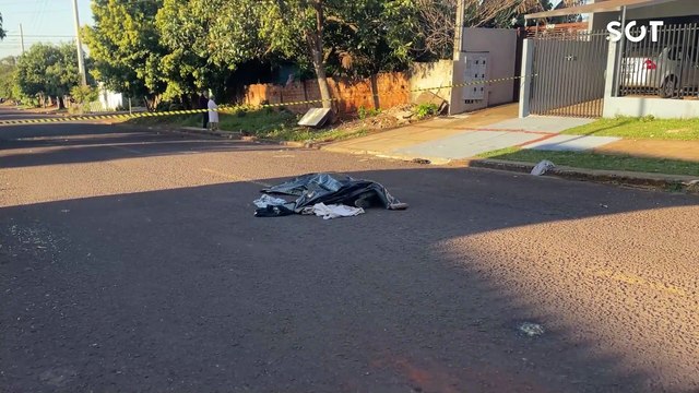 Ciclista morre após atropelar gato e cair no asfalto, no Bairro Santa Felicidade em Cascavel
