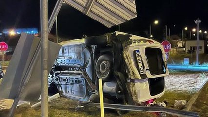 5 kişinin yaralandığı kaza kameraya böyle yansıdı