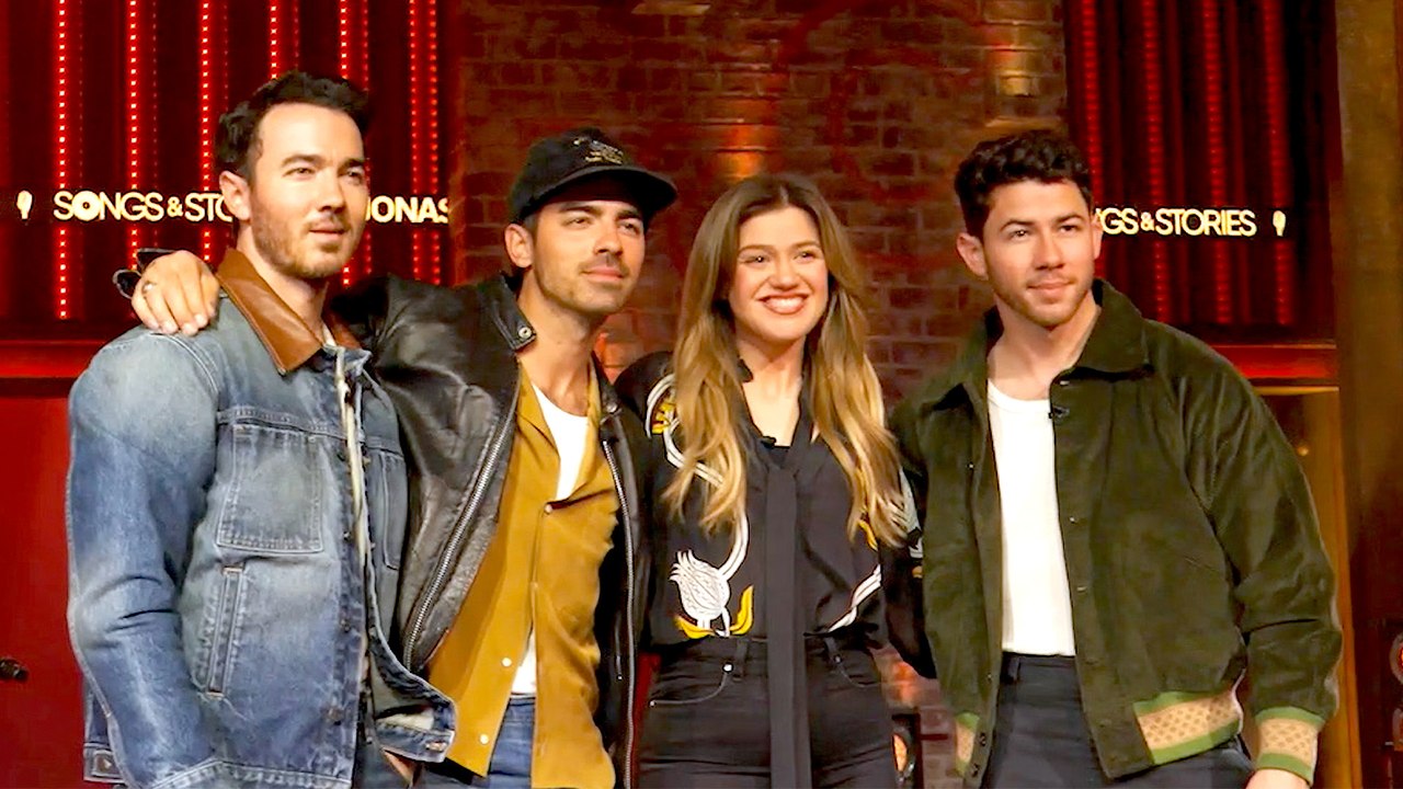 First Look at Kelly Clarkson Songs and Stories Shines on NBC