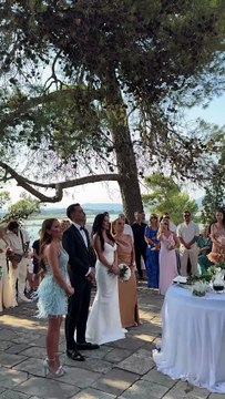 Η Ιωάννα Τούνη στον γάμο της φίλης της, Μαρίας, στην Κέρκυρα 4