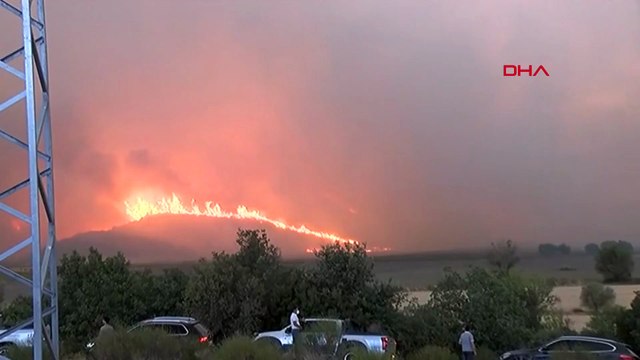Çanakkale Gelibolu'da orman yangını: İki köy tahliye edildi; havadan ve karadan müdahale sürüyor