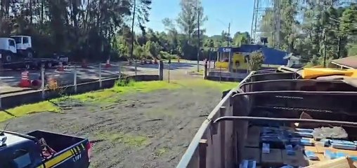 Caminhão do crime: PRF flagra 140 mil cigarros e 800 vinhos na BR-476