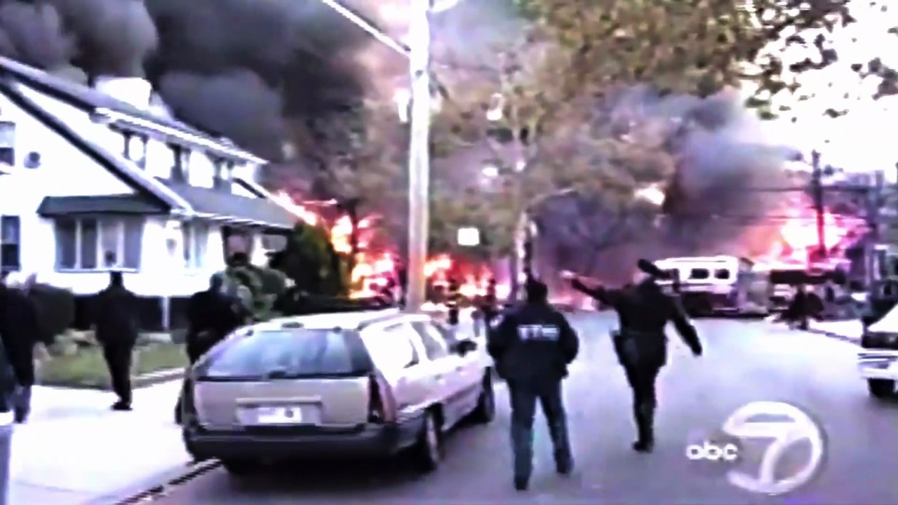 (2001) The Crash of American Airlines Flight 587 | Belle Harbor, Queens, New York City, U.S.A.