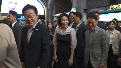 이 대통령 부부, 시민과 영화 '독립군' 깜짝 관람 / YTN