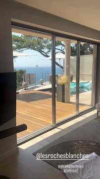 Guillaume Canet de passage à Cassis dans les Bouches-du-Rhône, près de Marseille. Vidéo publiée sur son compte Instagram le 16 août 2025.