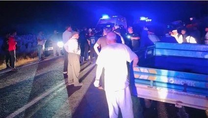 Siirt’te düğünden dönenleri taşıyan minibüs devrildi: Çok sayıda yaralı