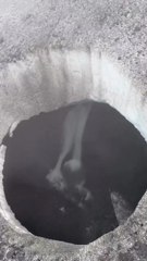 Void space formed under the ice