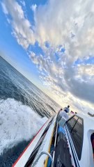 Melintasi Ombak Selat Badung Nusa Penida Bali...#SelatBadung #NusaPenida #PelabuhanSanur #PelabuhanBanjarNyuh #NgurahSuryaKusuma