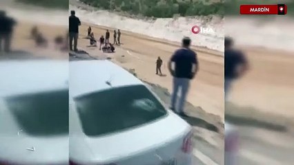 Mardin’de otomobil şarampole yuvarlandı