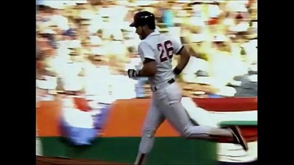 Wade Boggs hits a homer vs Rick Reuschel in 1989 All-Star Game