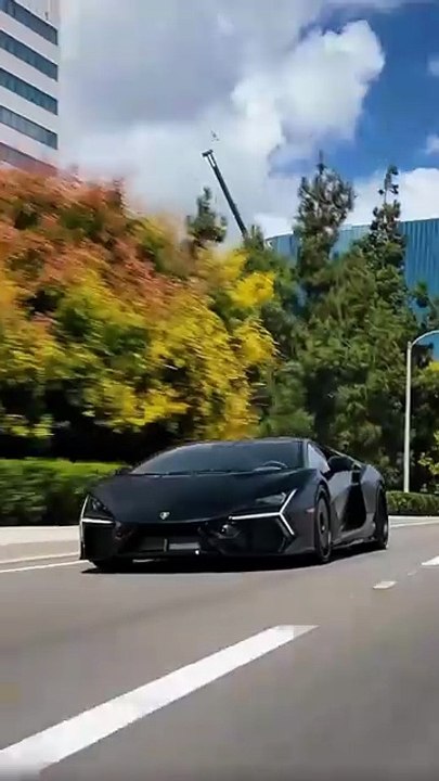 Lamborghini mixed cuts: the perfect combination of speed and passion!