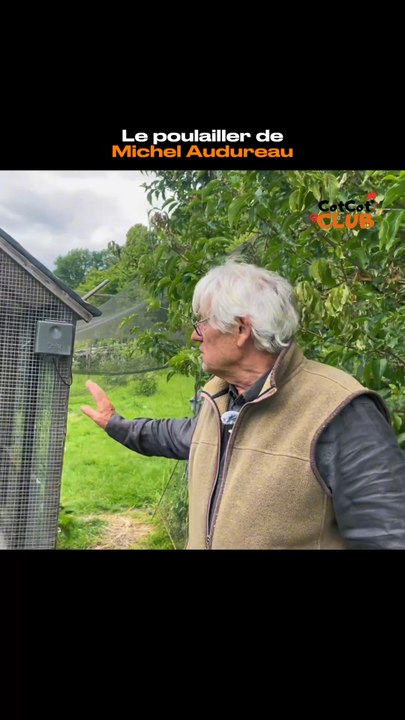 Le poulailler entièrement rénové par cette écrivaine et experte des poules ! 🐔Reportage complet à découvrir sur notre chaîne YouTube : CotCot Club (lien en bio) 🧡