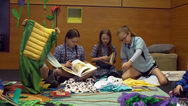 School costume libraries helping students find book week outfits