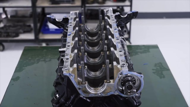 1990 Honda RA100E McLaren MP4/5B - Dismantling cranckshaft