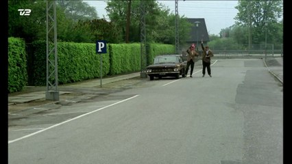 Se traileren for 'Olsen-Banden ser rødt' - Søndag 21.00 | En god film uden afbrydelser og kort version i 2018 - TV2