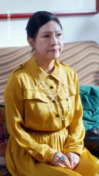 The intern is kissed late by her new husbandthinks shes fired, but hes actually her big boss!