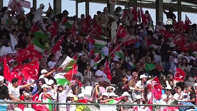 Van'da TÜGVA'nın yaz okulu kapanış programı düzenlendi