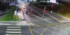 Vídeo mostra atropelamento de pedestre no Feitosa