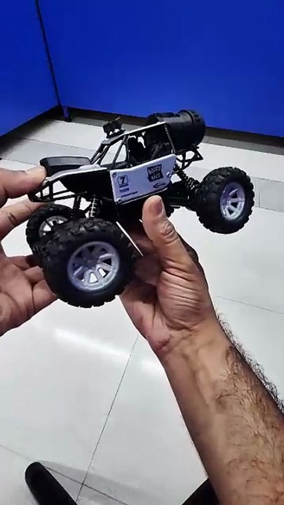 Unboxing and Review of Offroad high speed Remote Control Car, Rock Crawler toy for Kids