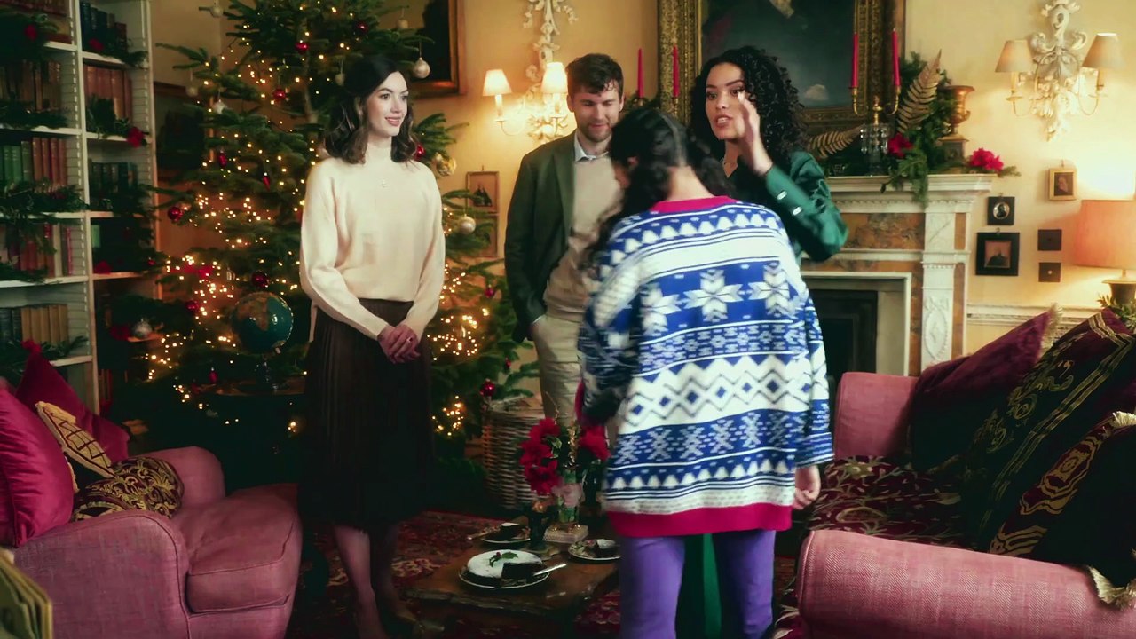 A Merry Royal Christmas - Trailer