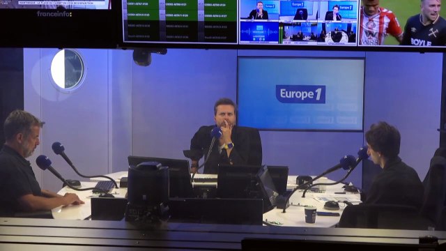 «Il n'y a aucun journaliste à Gaza» : le philosophe Raphaël Enthoven pris pour cible sur les réseaux sociaux suite à ses propos