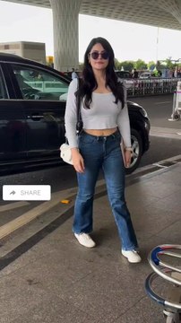 Zareen Khan Arrived Airport For Travel ❤️🔥😍#zareenkhan #bollywood #actresses #actressreels #actress