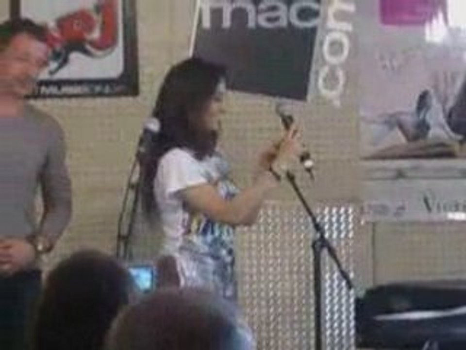 Au revoir Victoria 13 Mai 2008 à la Fnac St Lazare