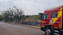 Corpo de Bombeiros é mobilizado em incêndio ambiental no Santa Cruz