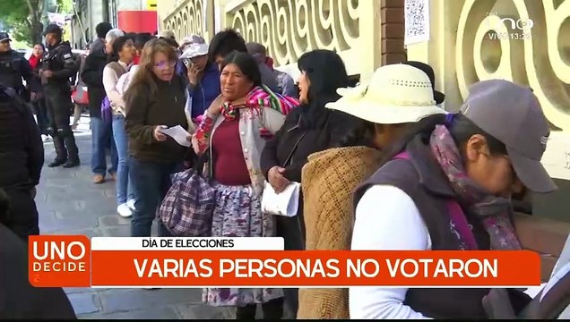 LARGAS FILAS PARA OBTENER CERTIFICADO DE IMPEDIMENTO