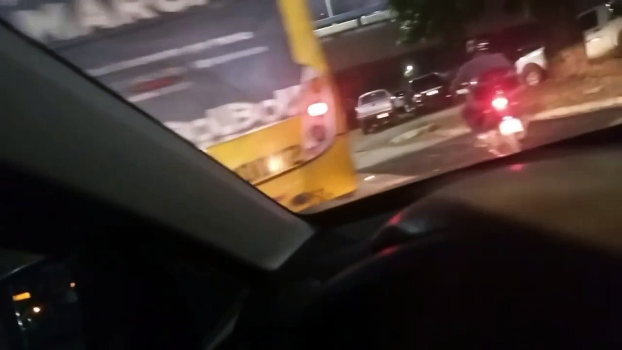 Manifestantes fecham Vasco da Gama em protesto por morte de jovem