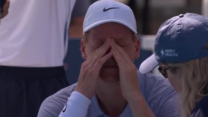 Cincinnati - Sinner contraint à l'abandon, Alcaraz titré