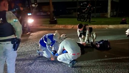 Mulher tem suspeita de fratura ao se envolver em acidente no Trevo do Guarujá