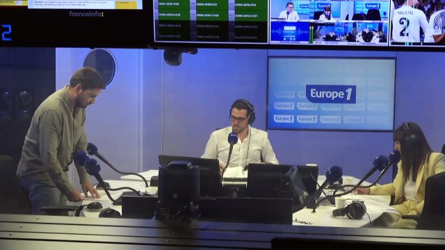 Jean-Luc Mélenchon soutient le blocage du pays prévu le 10 septembre, l'exécutif tente d'anticiper le mouvement et les arbres perdent leurs feuilles car il fait trop chaud