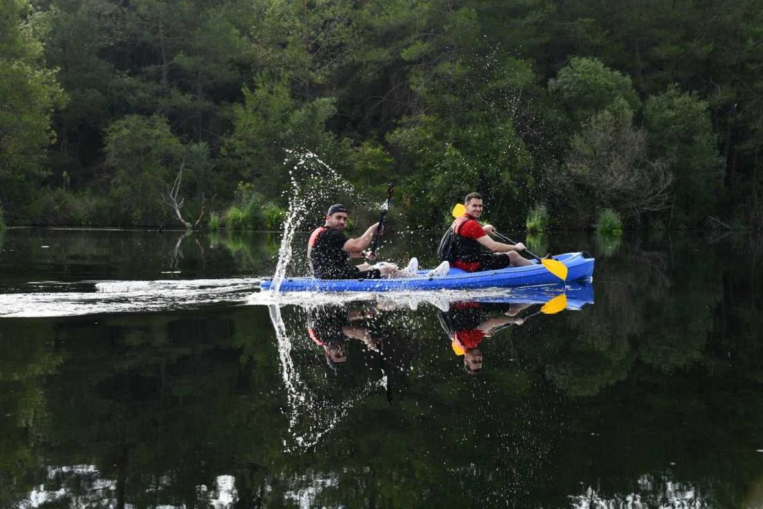 Tam 4,5 kilometre kürek çektiler: Burası kano için çok elverişli!