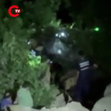 Feci kaza… Otomobil uçuruma yuvarlandı: 1’i bebek, 5 ölü!