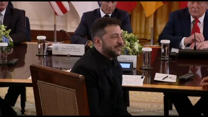 Zelensky: "Ho avuto la migliore conversazione con Trump"