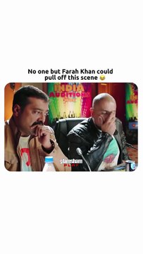 This scene alone proves why Farah Khan is the true queen of brainrot.😂 #GlamSham #Bollywood #BollywoodComedy #HappyNewYear #FarahKhan [ GlamSham, Bollywood, Bollywood Comedy, Happy New Year, Farah Khan ]