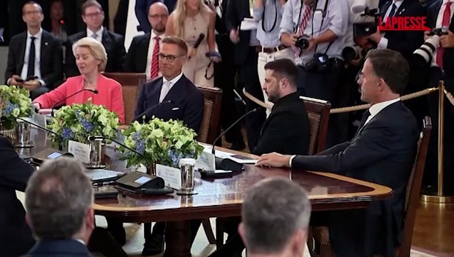 Il fuori onda di Meloni alla Casa Bianca: Non voglio mai parlare con la stampa del mio Paese